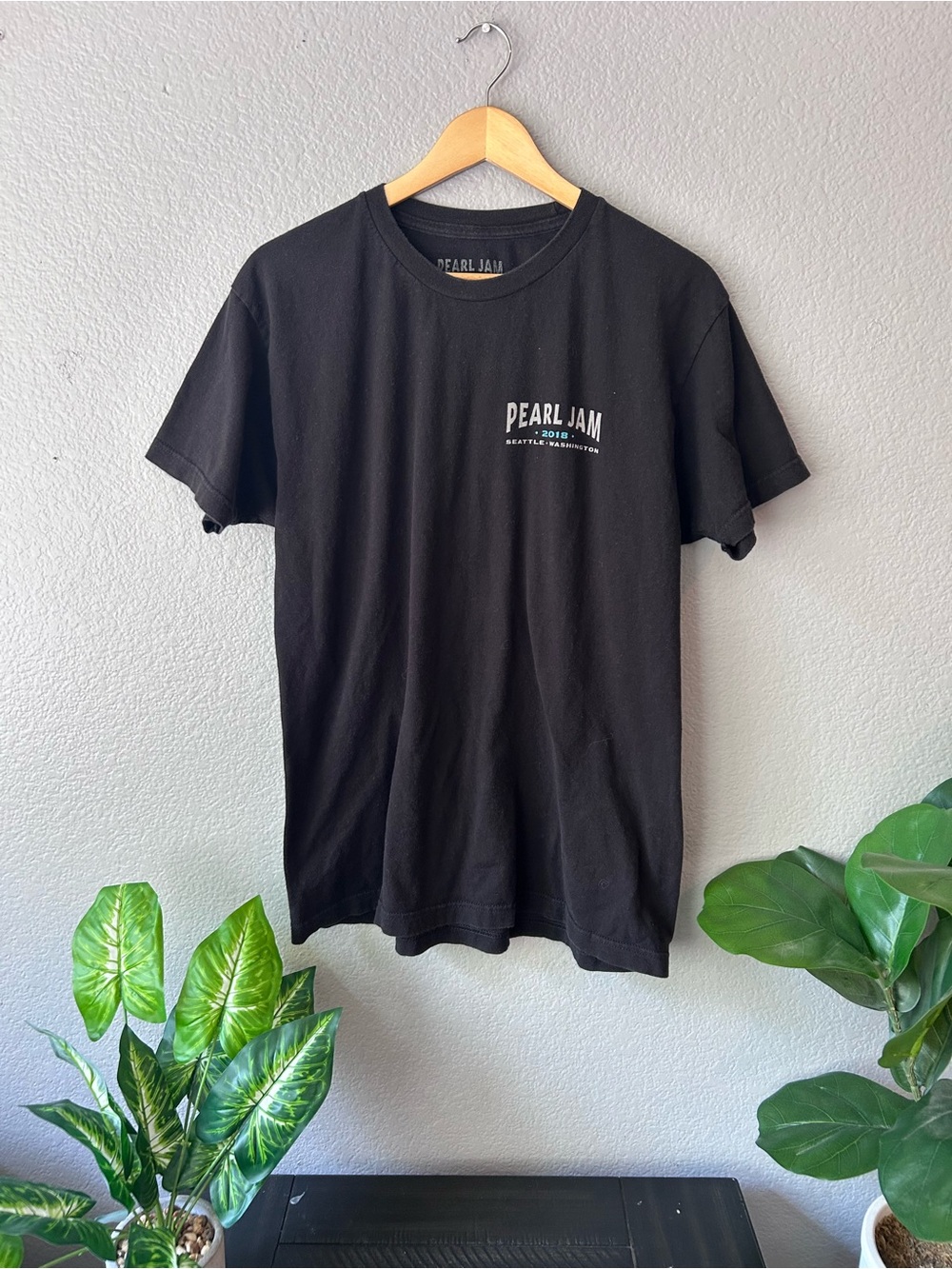Pearl Jam Black Logo Graphic Short Sleeve Tee Seattle Washington